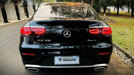 MERCEDES-BENZ GLC 300 2.0 16V 4P CGI 4MATIC 9G-TRONIC TURBO AUTOMTICO, Foto 5