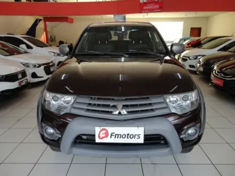 MITSUBISHI L 200 Outdoor 3.2 16V 4X4 CABINE DUPLA TURBO DIESEL INTERCOOLER AUTOMTICO, Foto 3