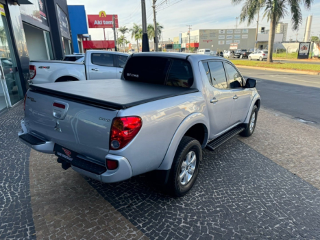 MITSUBISHI L 200 Triton 3.5 V6 HPE 4X4 FLEX CABINE DUPLA AUTOMTICO, Foto 8