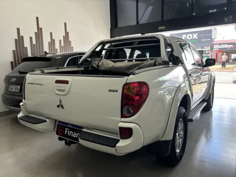 MITSUBISHI L 200 Triton 3.2 16V HPE 4X4 CABINE DUPLA TURBO DIESEL INTERCOOLER AUTOMTICO, Foto 5