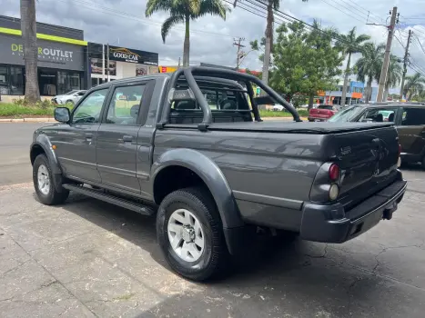 MITSUBISHI L 200 Triton 2.4 16V SPORT HPE 4X4 CABINE DUPLA TURBO DIESEL AUTOMTICO, Foto 6