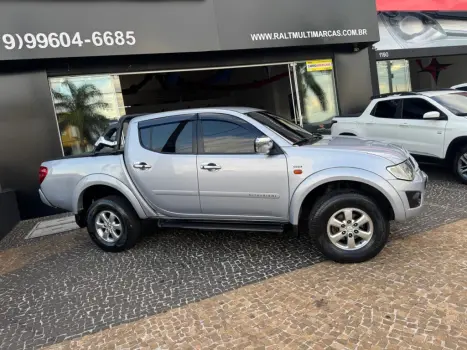 MITSUBISHI L 200 Triton 3.2 16V HPE 4X4 CABINE DUPLA TURBO DIESEL INTERCOOLER AUTOMTICO, Foto 5