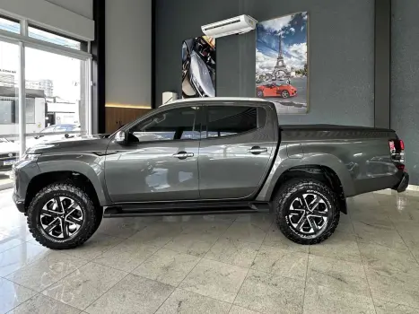 MITSUBISHI L 200 Triton 2.4 16V SPORT HPE 4X4 CABINE DUPLA TURBO DIESEL AUTOMTICO, Foto 5