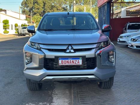 MITSUBISHI L 200 Triton 2.4 16V SPORT HPE 4X4 CABINE DUPLA TURBO DIESEL AUTOMTICO, Foto 2