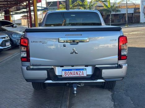 MITSUBISHI L 200 Triton 2.4 16V SPORT HPE 4X4 CABINE DUPLA TURBO DIESEL AUTOMTICO, Foto 5