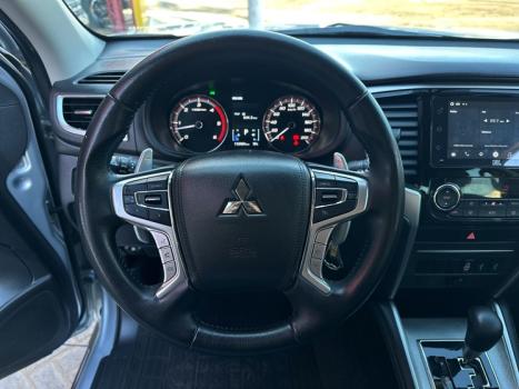 MITSUBISHI L 200 Triton 2.4 16V SPORT HPE 4X4 CABINE DUPLA TURBO DIESEL AUTOMTICO, Foto 10