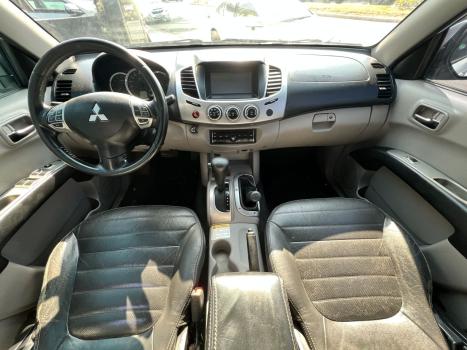 MITSUBISHI L 200 Triton 3.2 16V HPE 4X4 CABINE DUPLA TURBO DIESEL INTERCOOLER AUTOMTICO, Foto 8