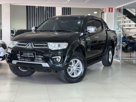 MITSUBISHI L 200 Triton 3.2 16V HPE 4X4 CABINE DUPLA TURBO DIESEL INTERCOOLER AUTOMTICO, Foto 2