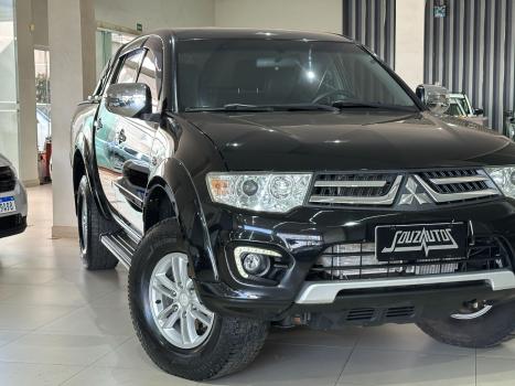 MITSUBISHI L 200 Triton 3.2 16V HPE 4X4 CABINE DUPLA TURBO DIESEL INTERCOOLER AUTOMTICO, Foto 6