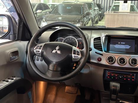 MITSUBISHI L 200 Triton 3.2 16V HPE 4X4 CABINE DUPLA TURBO DIESEL INTERCOOLER AUTOMTICO, Foto 11