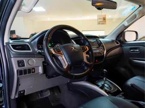 MITSUBISHI L 200 Triton 2.4 16V SPORT HPE 4X4 CABINE DUPLA TURBO DIESEL AUTOMTICO, Foto 5
