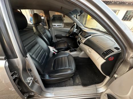 MITSUBISHI L 200 Triton 2.4 16V FLEX HLS CHROME CABINE DUPLA, Foto 8