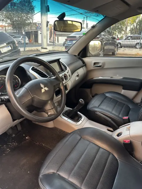 MITSUBISHI L 200 Triton 2.4 16V FLEX HLS CHROME CABINE DUPLA, Foto 16