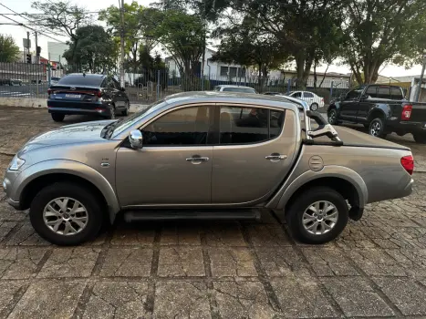 MITSUBISHI L 200 Triton 2.4 16V FLEX HLS CHROME CABINE DUPLA, Foto 22