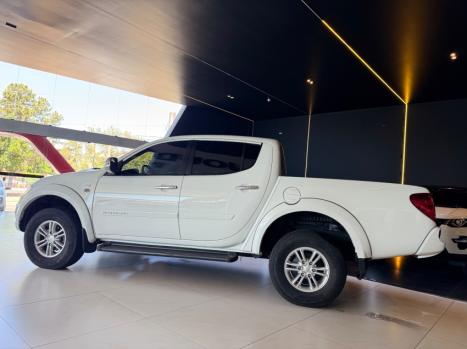 MITSUBISHI L 200 Triton 3.2 16V HPE 4X4 CABINE DUPLA TURBO DIESEL INTERCOOLER, Foto 4