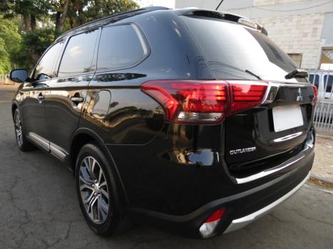 MITSUBISHI Outlander 2.0 16V 4P AUTOMTICO, Foto 5