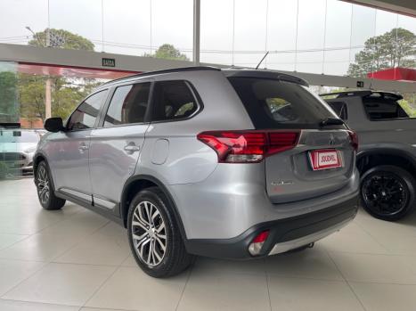 MITSUBISHI Outlander 2.0 16V 4P AUTOMTICO, Foto 8