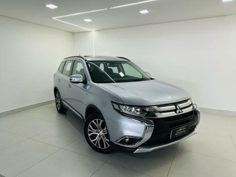 MITSUBISHI Outlander 3.0 V6 24V 4P GT4 4X4 AUTOMTICO, Foto 3