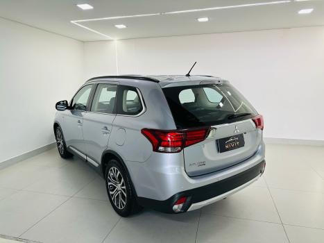 MITSUBISHI Outlander 3.0 V6 24V 4P GT4 4X4 AUTOMTICO, Foto 11