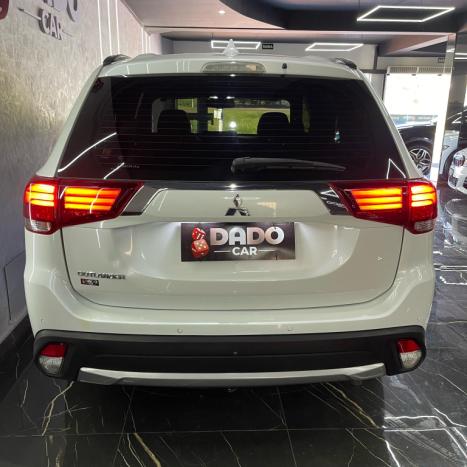 MITSUBISHI Outlander 2.0 16V 4P AUTOMTICO, Foto 5