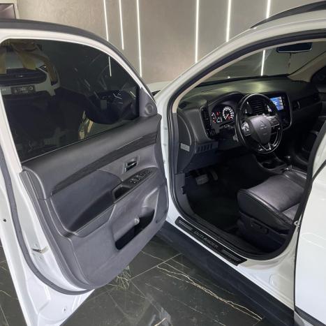 MITSUBISHI Outlander 2.0 16V 4P AUTOMTICO, Foto 10