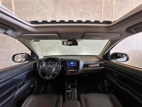 MITSUBISHI Outlander 3.0 V6 24V 4P GT 4X4 AUTOMTICO, Foto 7