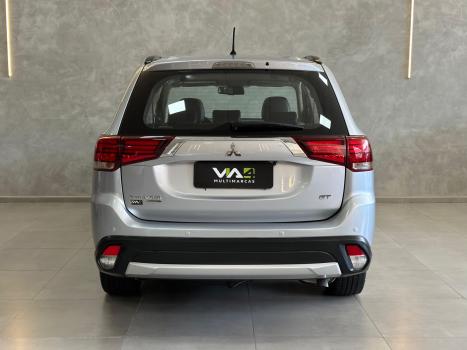 MITSUBISHI Outlander 3.0 V6 24V 4P GT 4X4 AUTOMTICO, Foto 16