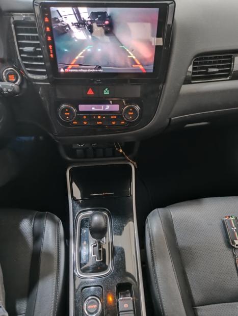 MITSUBISHI Outlander 3.0 V6 24V 4P GT 4X4 AUTOMTICO, Foto 8