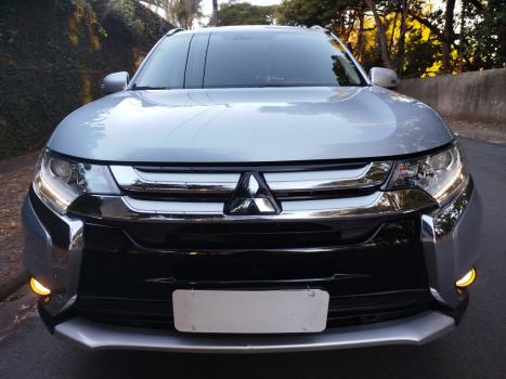 MITSUBISHI Outlander 2.0 16V 4P AUTOMTICO, Foto 3