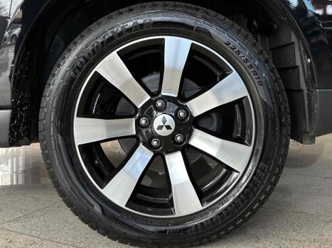 MITSUBISHI Outlander 2.0 16V 4P AUTOMTICO, Foto 9