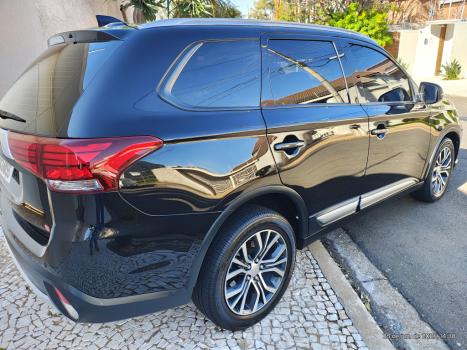 MITSUBISHI Outlander 2.0 16V 4P HPE AUTOMTICO, Foto 6