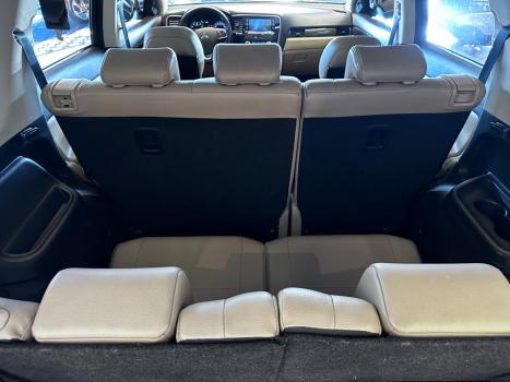 MITSUBISHI Outlander 3.0 V6 24V 4P GT 4X4 AUTOMTICO, Foto 9