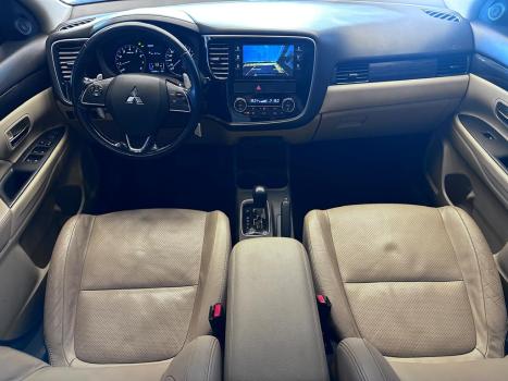 MITSUBISHI Outlander 3.0 V6 24V 4P GT 4X4 AUTOMTICO, Foto 10