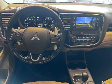MITSUBISHI Outlander 3.0 V6 24V 4P GT 4X4 AUTOMTICO, Foto 11