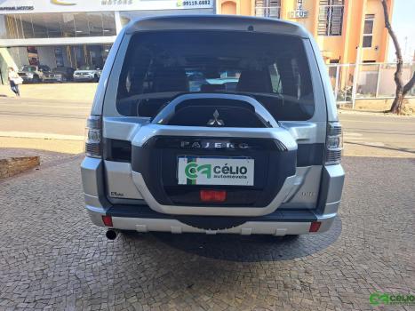 MITSUBISHI Pajero 3.2 16V 4P 4X4 HPE TURBO DIESEL INTERCOOLER AUTOMTICO, Foto 6