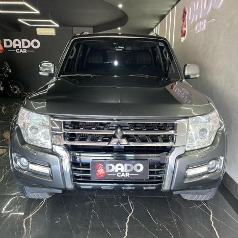 MITSUBISHI Pajero 3.2 16V 4P 4X4 7 LUGARES HPE TURBO DIESEL INTERCOOLER AUTOMTICO, Foto 4