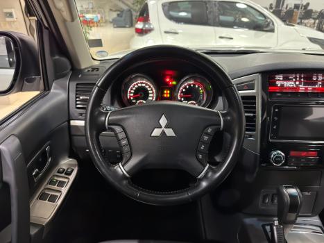 MITSUBISHI Pajero Full 3.2 16V HPE 4X4 TURBO DIESEL INTERCOOLER AUTOMTICO, Foto 9