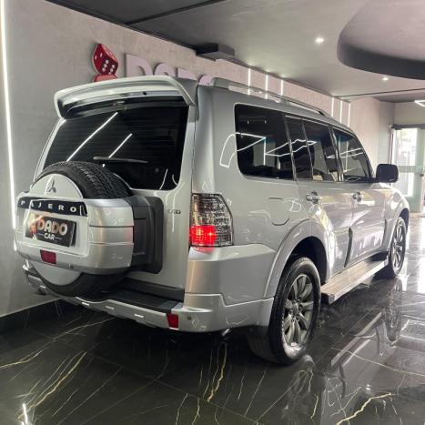 MITSUBISHI Pajero Full 3.2 16V 4P HPE 4X4 TURBO DIESEL AUTOMTICO, Foto 4