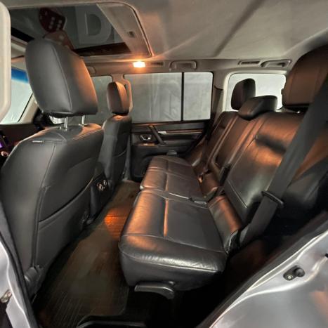 MITSUBISHI Pajero Full 3.2 16V 4P HPE 4X4 TURBO DIESEL AUTOMTICO, Foto 9