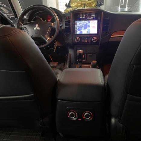 MITSUBISHI Pajero Full 3.2 16V 4P HPE 4X4 TURBO DIESEL AUTOMTICO, Foto 10