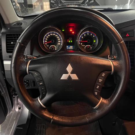 MITSUBISHI Pajero Full 3.2 16V 4P HPE 4X4 TURBO DIESEL AUTOMTICO, Foto 14