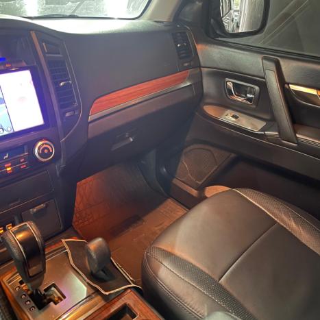 MITSUBISHI Pajero Full 3.2 16V 4P HPE 4X4 TURBO DIESEL AUTOMTICO, Foto 17