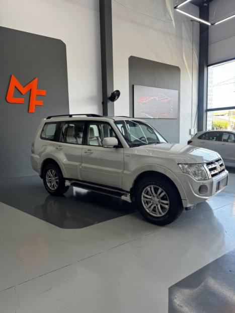 MITSUBISHI Pajero Full 3.2 16V 4P HPE 4X4 TURBO DIESEL AUTOMTICO, Foto 5