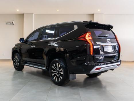 MITSUBISHI Pajero Sport 2.4 16V 4P MIVEC HPE-S AWD TURBO DIESEL AUTOMTICO, Foto 4