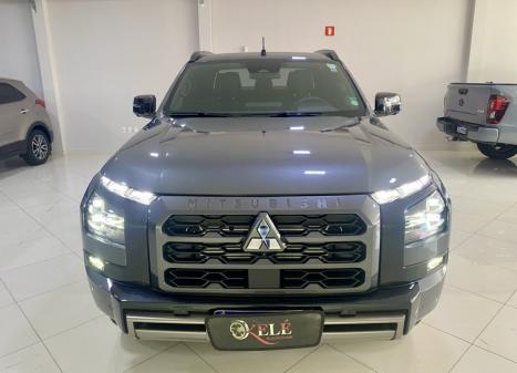 MITSUBISHI Triton 2.4 KATANA BITURBO DIESEL CABINE DUPLA 4X4 AUTOMTICO, Foto 3
