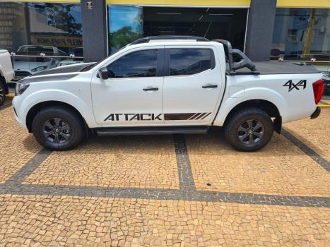 NISSAN Frontier 2.3 ATTACK CABINE DUPLA 4X4 BI-TURBO DIESEL AUTOMTICO, Foto 3