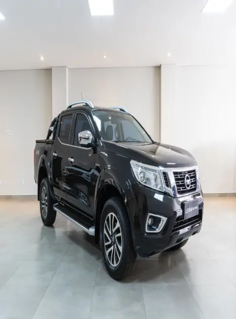 NISSAN Frontier 2.3 16V LE 4X4 CABINE DUPLA BI-TURBO DIESEL AUTOMTICO, Foto 2