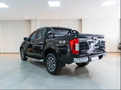 NISSAN Frontier 2.3 16V LE 4X4 CABINE DUPLA BI-TURBO DIESEL AUTOMTICO, Foto 4