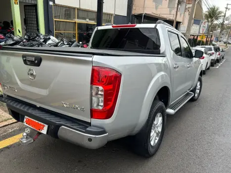 NISSAN Frontier 2.3 16V XE 4X4 CABINE DUPLA BI-TURBO DIESEL AUTOMTICO, Foto 7