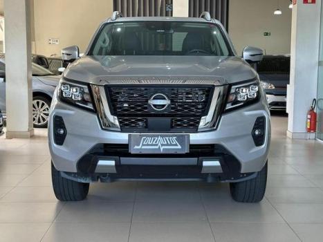 NISSAN Frontier 2.3 16V PLATINUM CABINE DUPLA 4X4 BI-TURBO DIESEL AUTOMTICO, Foto 1